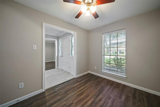 Building Photo - 10307 Autumn Harvest Dr