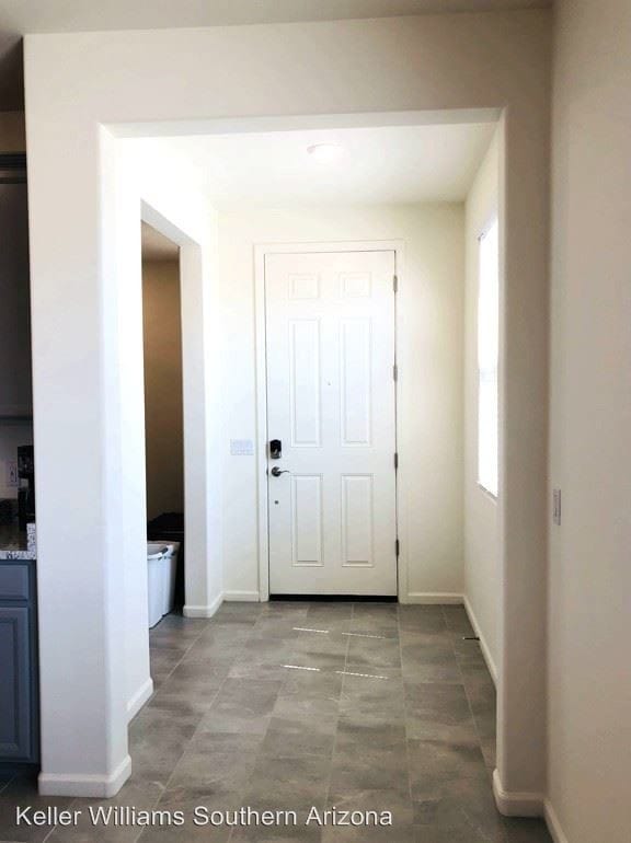 Building Photo - 3 br, 2 bath House - 7398 S Via Casa Elegante