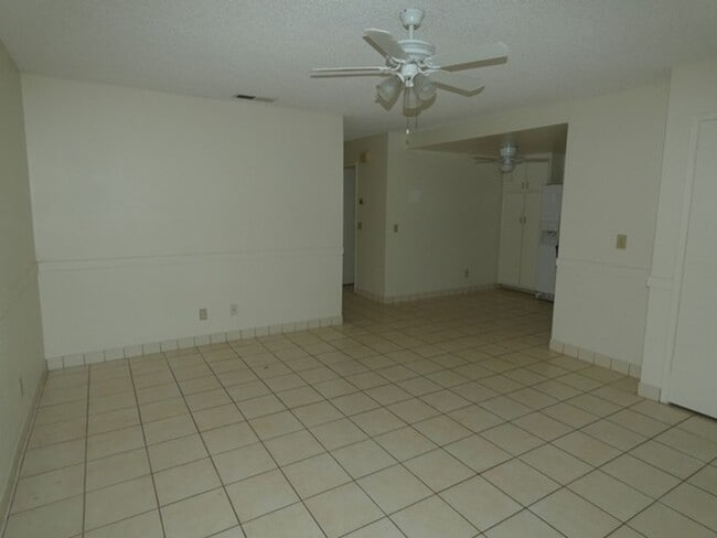 Foto del edificio - Orcutt Bluffs 2 bedroom Condo!!