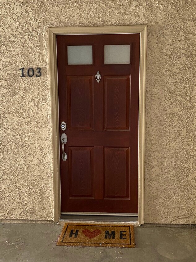 2380 Del Mar Way Unit 103, Corona, CA 92882 Condo for Rent in Corona