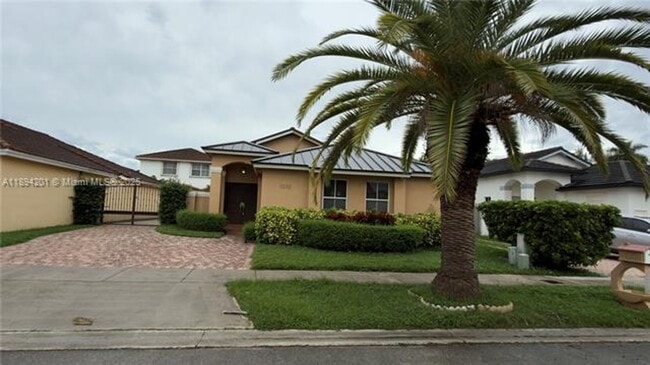 Photo - 1070 NW 129th Pl House