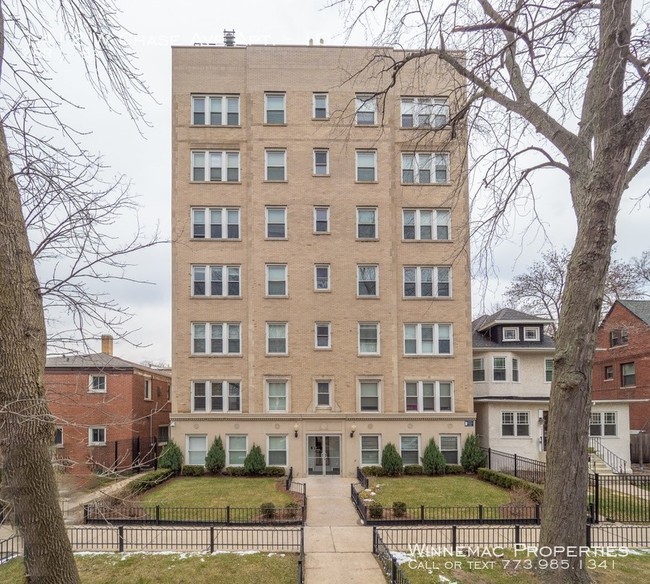 Building Photo - 1412 W Chase Ave
