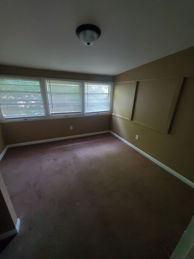 Building Photo - 5151-5151A N 31st St. (Duplex)