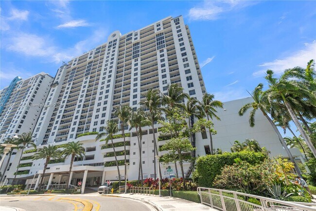 Foto del edificio - 1900 Sunset Harbour Dr
