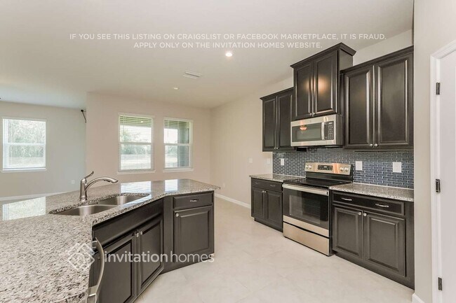 Building Photo - 11019 Daybreak Glen