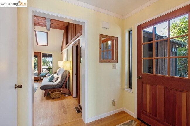 Foto del edificio - 1638 Lovall Valley Rd