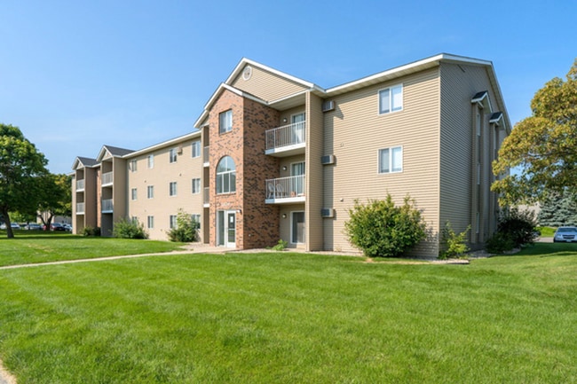 Building Photo - Hoover Estates