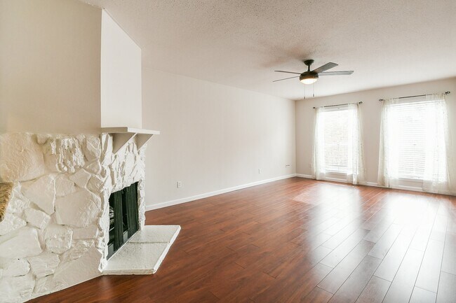 Building Photo - 4641 Wild Indigo St