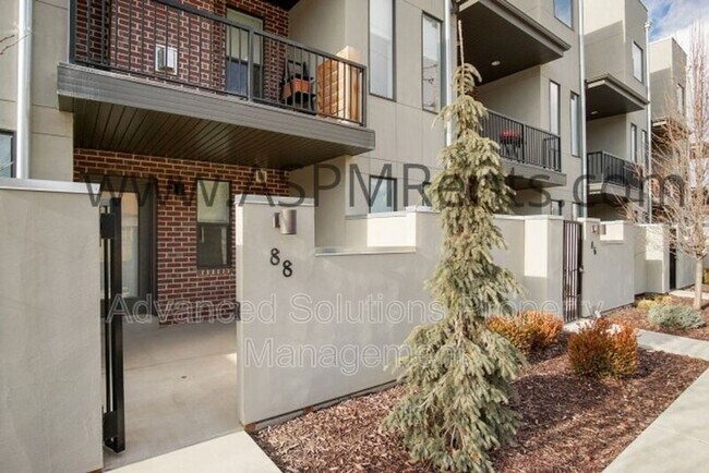 Building Photo - 88 N Towne Ln