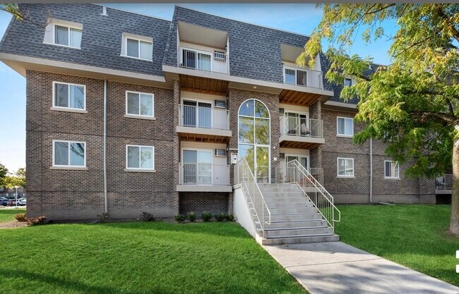 Building Photo - 831 Mcintosh Ct