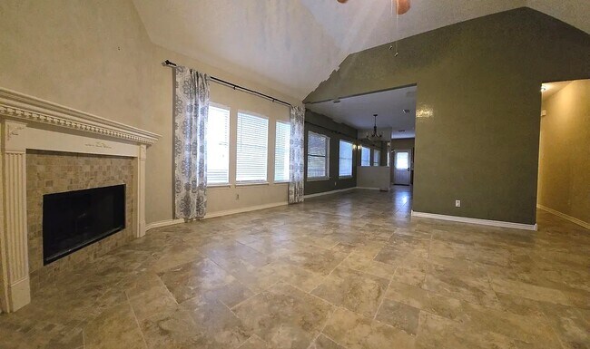 Building Photo - 20067 Telegraph Square Ln