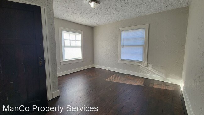 Building Photo - 3 br, 1 bath House - 513 W. Fairview Ave