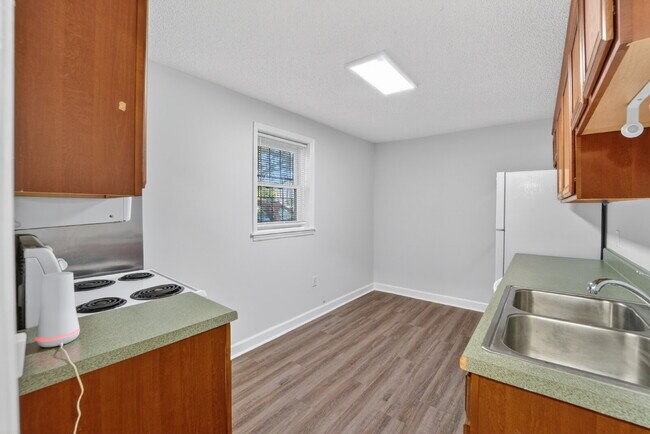 Foto del edificio - "Charming 1-Bedroom Haven in a Great Savannah Location!"