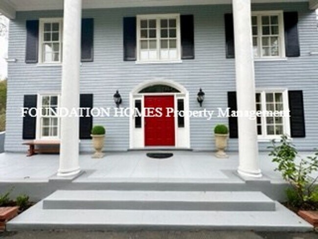 Building Photo - 5 br, 3.5 bath House - 1715 Lincoln Ave.