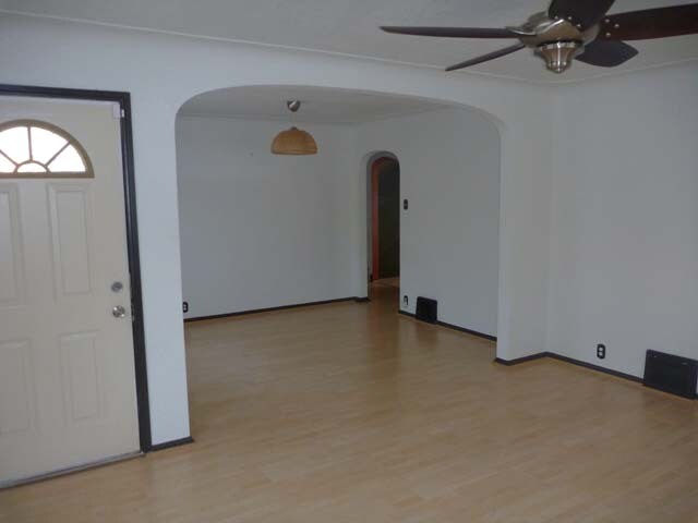 Habitación del frente - 3434 W 54th Ave