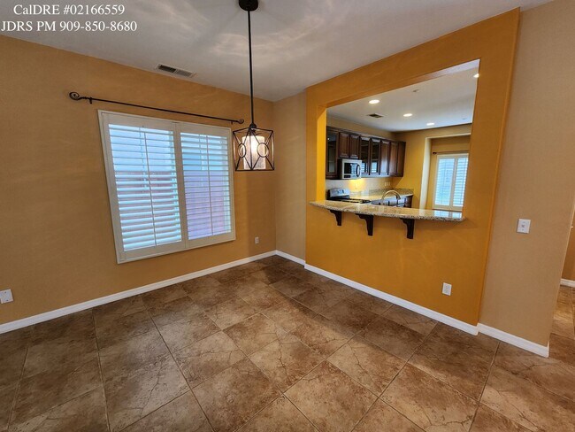 Foto del edificio - Riverside 3 Bedroom Home in Gated Community