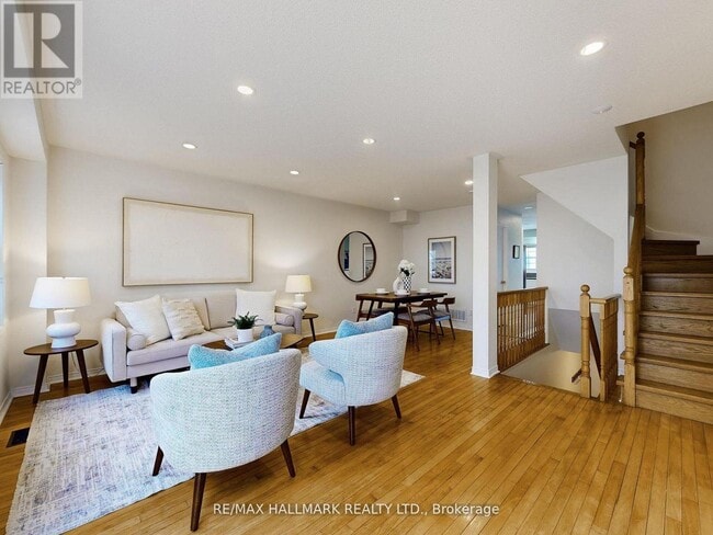 Photo du bâtiment - 51 Northern Heights Dr