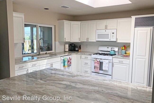 Building Photo - 3 br, 2 bath House - 4047 Bonita View Drive