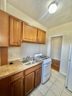 Foto del edificio - 1160 Commonwealth Ave