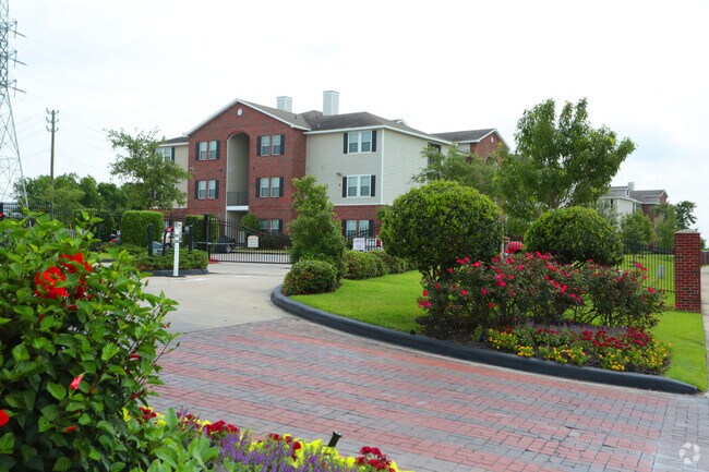 Trails At City Park Apartments Houston Tx Apartments Com