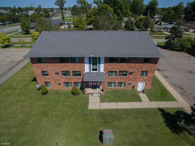 Building Photo - 1 br, 1 bath House - 23232 Deanhurst St