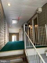 Building Photo - 4120 Vanderbilt Ct