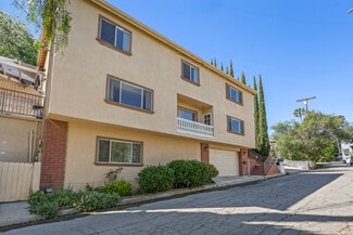 Building Photo - 3962 Oakfield Dr