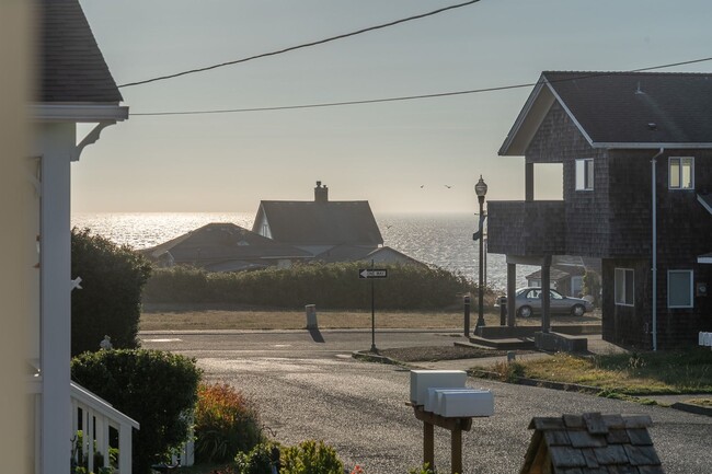 Foto del edificio - Beautiful Home in Nye Beach!