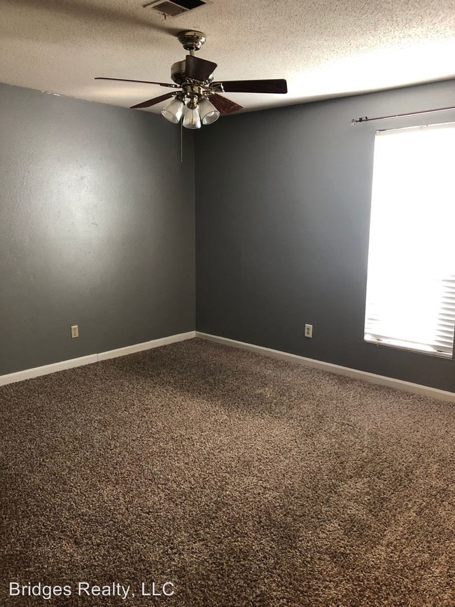Building Photo - 3 br, 2 bath House - 343 Edisto Drive