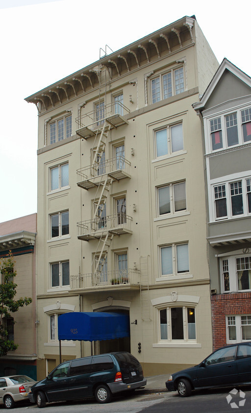 Building Photo - 925 Jones Apartments