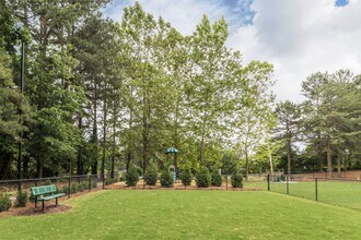 Building Photo - Crestmont Apartment Homes