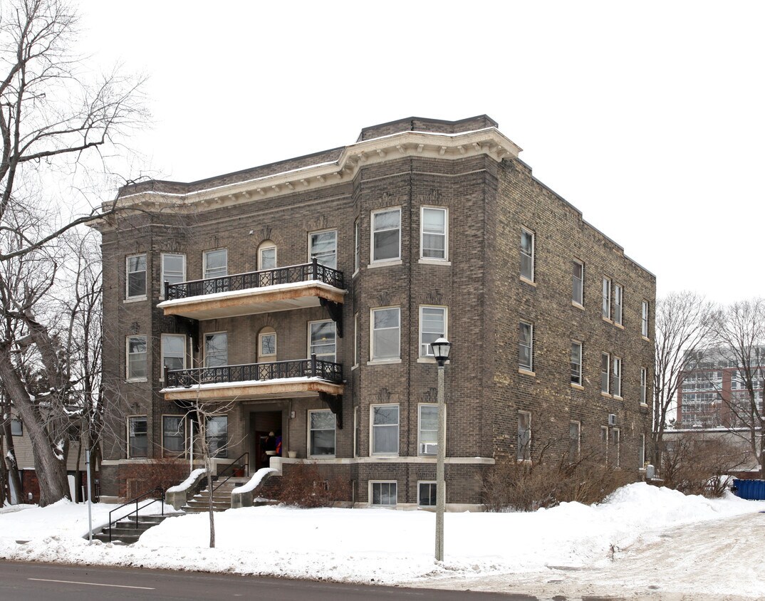 Primary Photo - Maple Oak Apartments