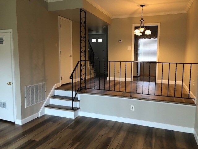 Building Photo - 1258 Pennsbury Blvd