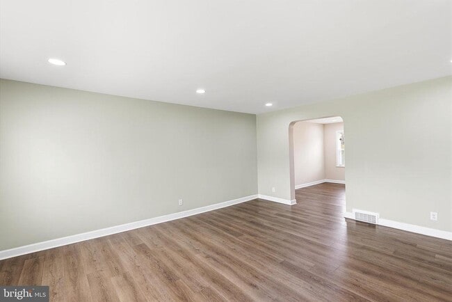 Building Photo - 8130 Kirkwall Ct