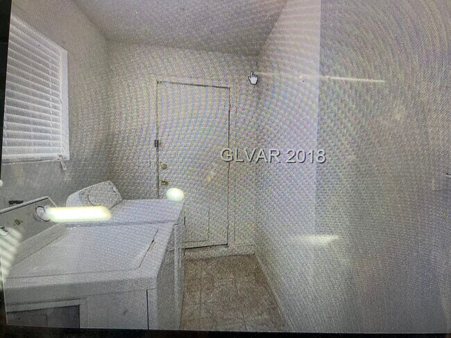 Foto del edificio - 6505 Aberdeen Ln