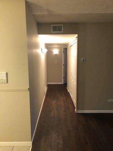 Building Photo - 6142 Knoll Wick Rd