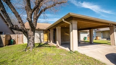 Building Photo - 10606 Topperwein Dr