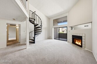 Building Photo - 7950 E Starlight Way