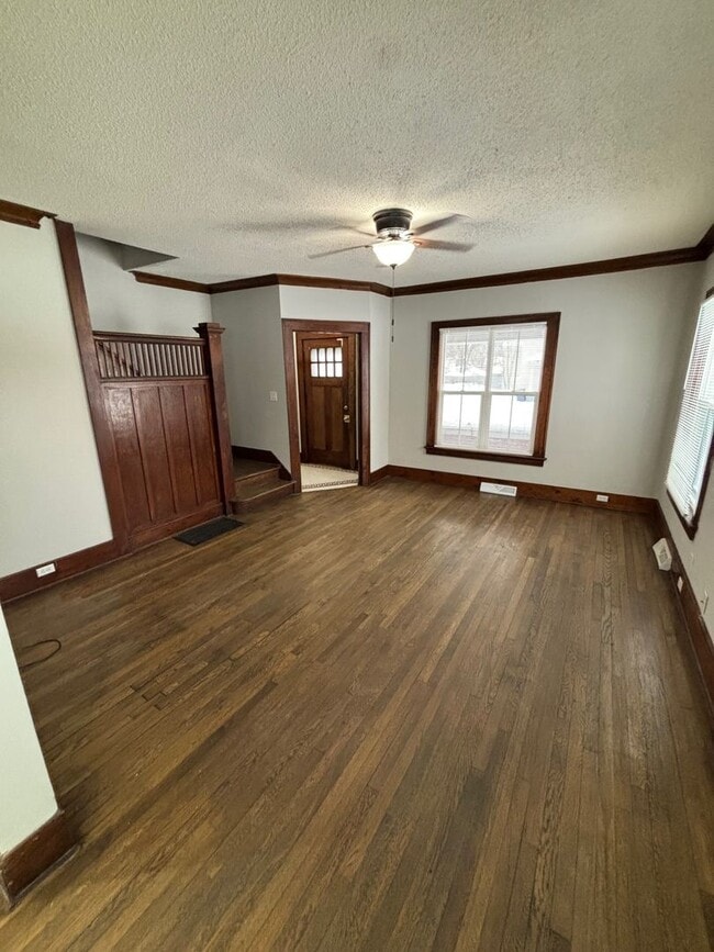 Foto del edificio - 827 Watson St SW