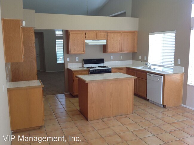 Building Photo - 3 br, 2 bath House - 13785 Salado Way