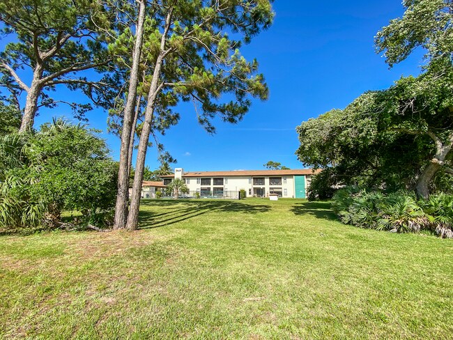 Building Photo - 420 Breakwater Dr