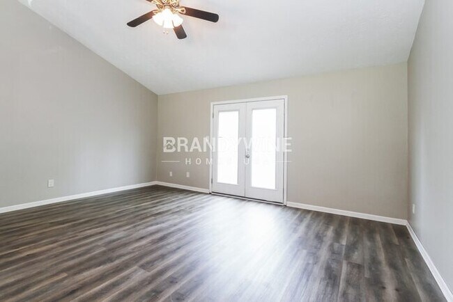 Foto del edificio - 8825 Royal Meadow Dr