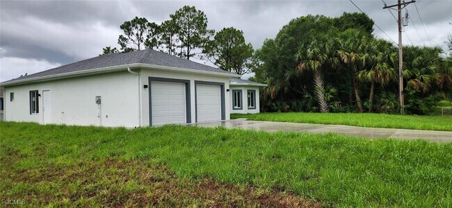 Foto del edificio - 128 Bell Blvd