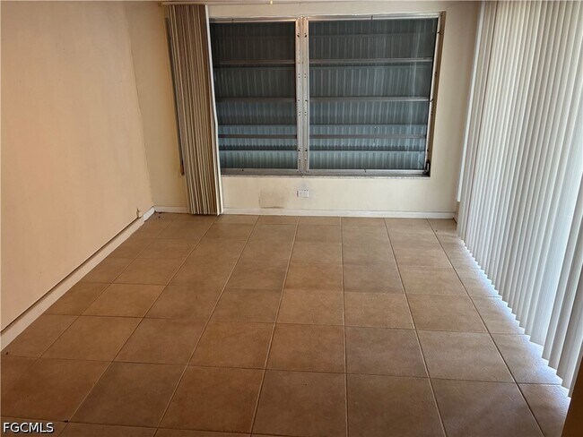 Foto del edificio - 3709 SE 17th Pl