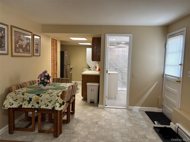 Foto del edificio - 293 Concord Ave