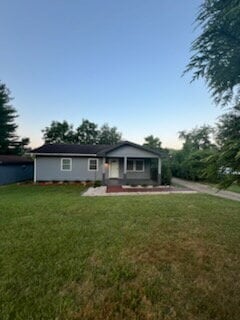 Building Photo - "Charming 3-Bed Home in Asheville with Coz...