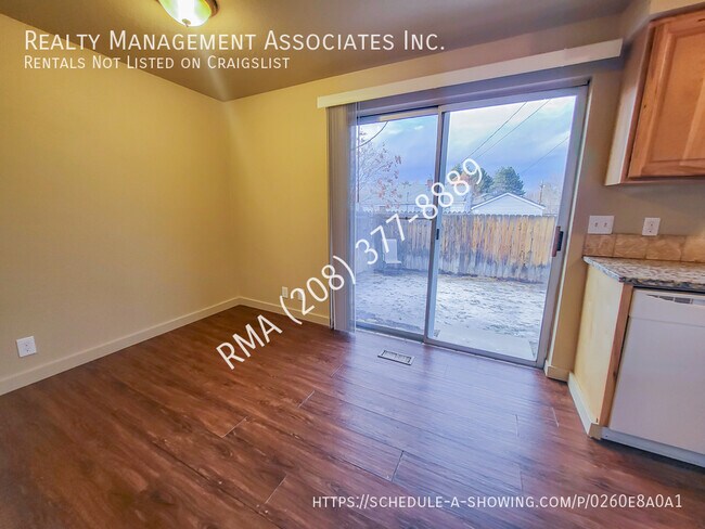 Foto del edificio - 4812 Richardson St