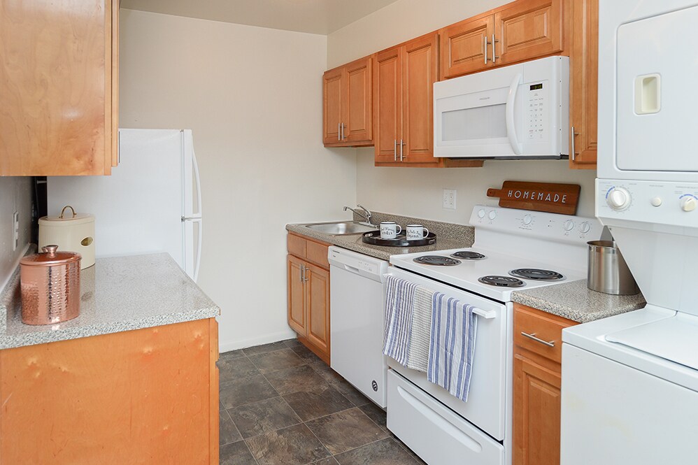 Warwick Terrace Apartment Homes 413 N Warwick Rd Somerdale, NJ