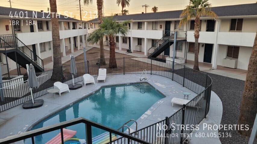 Foto principal - 1 Bedroom Condo off 12th St and Camelback Rd!