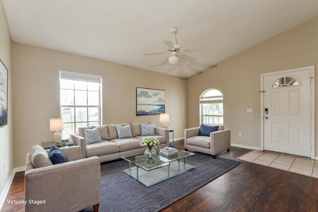 Foto del edificio - 208 Diamond Ridge Blvd